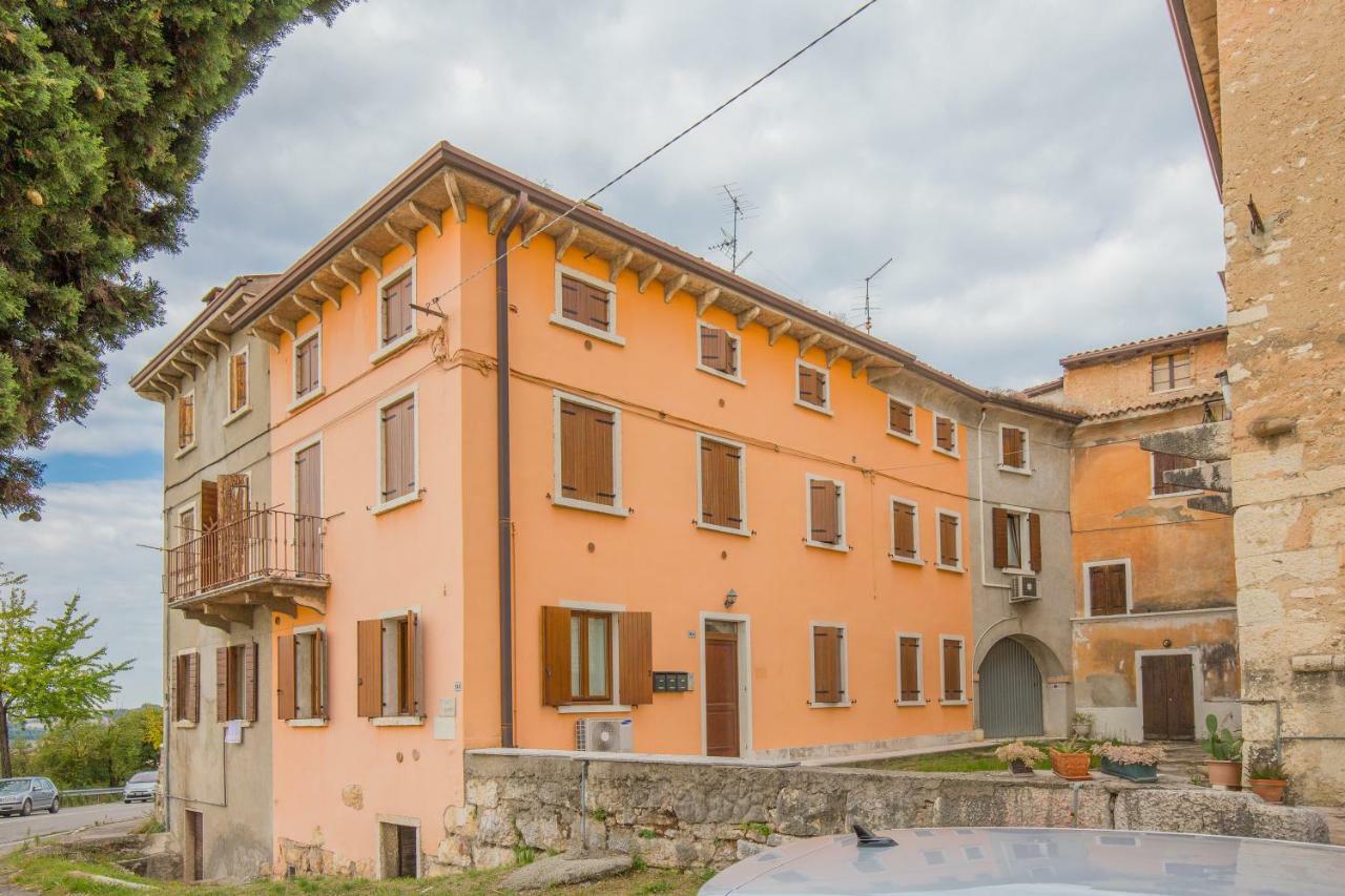 Valpolicella Homes Recioto Apartment SantʼAmbrogio di Valpolicella エクステリア 写真